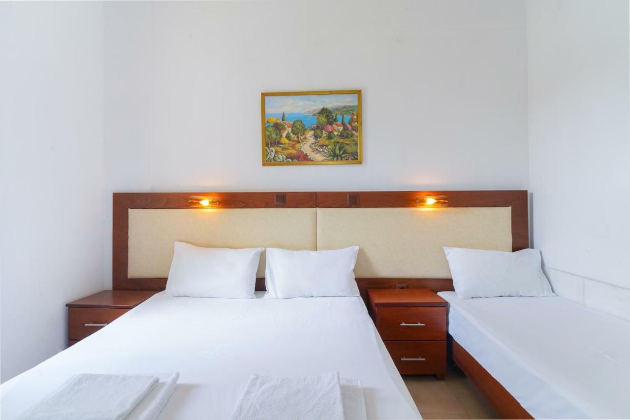 Chrissafis Hotel Panagia  Ngoại thất bức ảnh